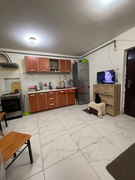 Giurgiului, 3 camere decomandat, 2x balcon, parcare